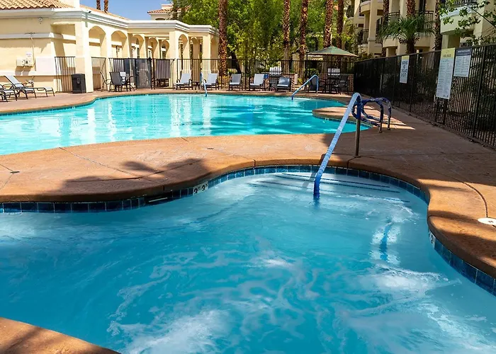 Club de Soleil All-Suite Resort